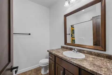 Bath - w5706 Mase Court, Appleton, WI 54915 photo 1 of 3