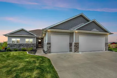 Exterior - w5706 Mase Court, Appleton, WI 54915 photo 2 of 7