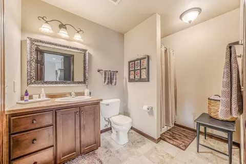Bath - 1072 W Willis Way, Appleton, WI 54913 photo 3 of 3