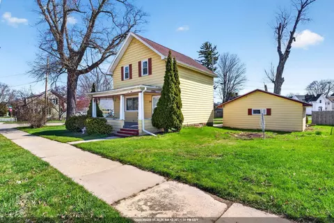 208 Depot St, Kaukauna, WI 54130