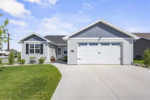 1740 Patriot Way, Neenah, WI 54956