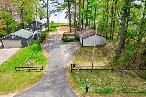n2158 Shore Drive, Marinette, WI 54143