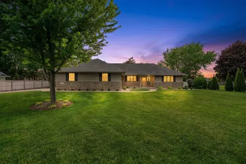 1112 Lake Park Rd, Menasha, WI 54952