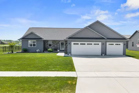 2532 Kilrush Rd, De Pere, WI 54115