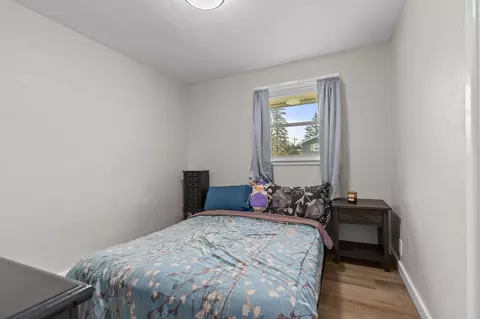 Bedroom - 2007 S Gladys Ave, Appleton, WI 54915 photo 5 of 6