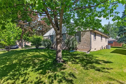 Exterior - 2206 N Mcdonald St, Appleton, WI 54911 photo 6 of 7