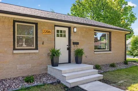 Exterior - 2206 N Mcdonald St, Appleton, WI 54911 photo 2 of 7