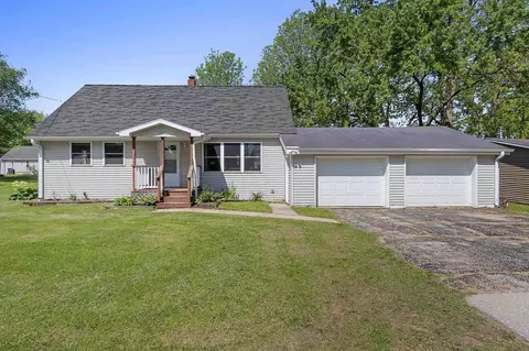 253 S Oakland Ave, Oconto Falls, WI 54154