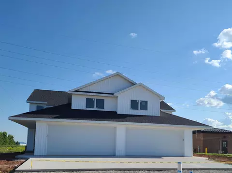 3965 Rubyred Dr, Appleton, WI 54913