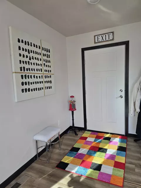 Entry Way - 3965 Rubyred Dr, Appleton, WI 54913 photo 1 of 6