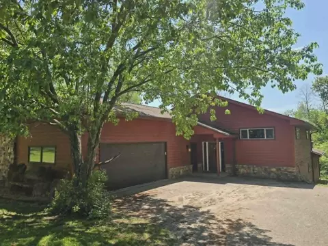 350 Lake St, Scandinavia, WI 54977
