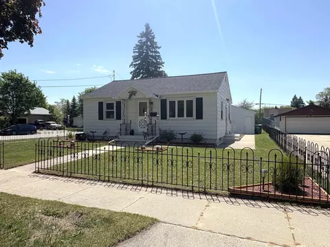 1618 Chicago St, Green Bay, WI 54304