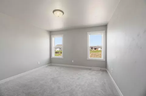 Bedroom - 5749 N Sequoia Dr, Appleton, WI 54913 photo 3 of 8