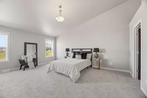 Bedroom - 5749 N Sequoia Dr, Appleton, WI 54913 photo 1 of 8
