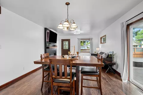 Dining - 1324 W Rogers Ave, Appleton, WI 54914 photo 2 of 3