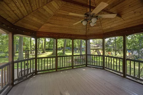 Exterior - 506 S Covenant Ln, Appleton, WI 54915 photo 4 of 7