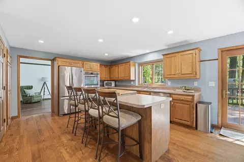 Kitchen - 506 S Covenant Ln, Appleton, WI 54915 photo 2 of 4