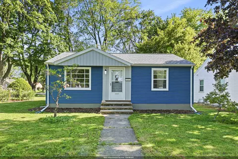 1228 8th St, Green Bay, WI 54304