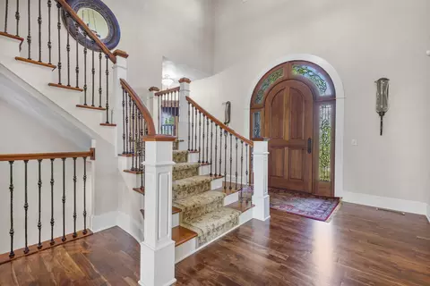 Entry Way - 2828 E Apple Hill Blvd, Appleton, WI 54913 photo 5 of 6