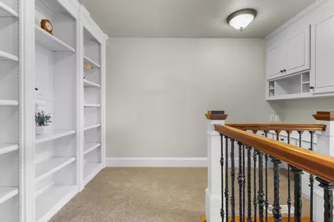 Entry Way - 2828 E Apple Hill Blvd, Appleton, WI 54913 photo 4 of 6