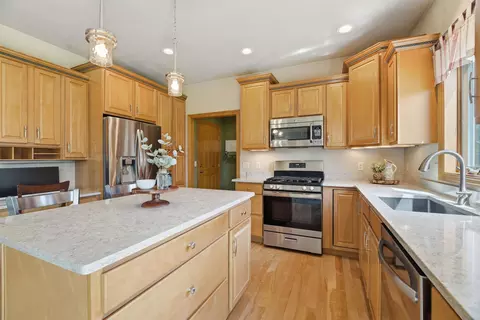 Kitchen - 3208 S Solitude Ln, Appleton, WI 54915 photo 2 of 6