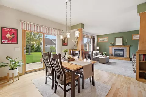 Dining - 3208 S Solitude Ln, Appleton, WI 54915 photo 3 of 6