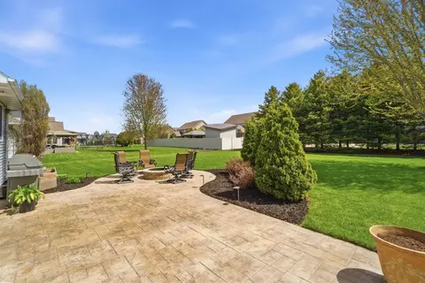 Exterior - 3208 S Solitude Ln, Appleton, WI 54915 photo 8 of 8