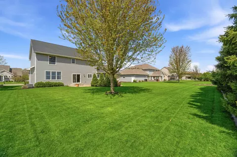 Exterior - 3208 S Solitude Ln, Appleton, WI 54915 photo 2 of 8