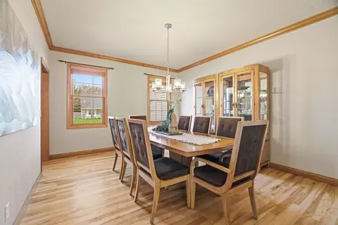 Dining - 3208 S Solitude Ln, Appleton, WI 54915 photo 2 of 6