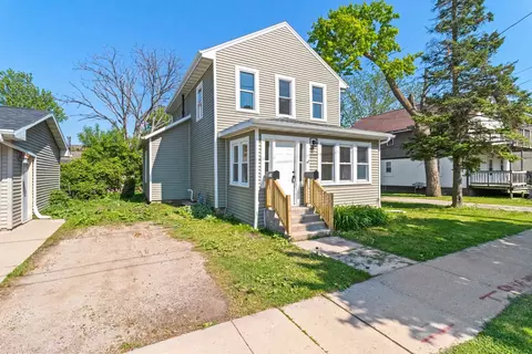 Exterior - 714 N Bateman St, Appleton, WI 54911 photo 5 of 6