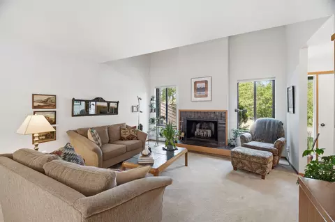 Living - 847 E Windfield Pl, Appleton, WI 54911 photo 2 of 5