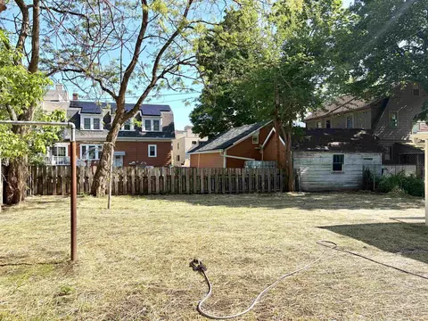 Exterior - 406 W 5th St, Appleton, WI 54911 photo 8 of 9