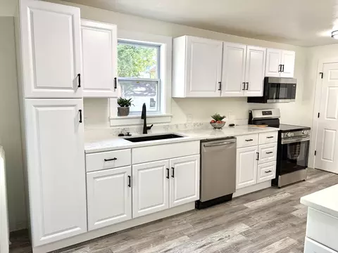 Kitchen - 406 W 5th St, Appleton, WI 54911 photo 4 of 5