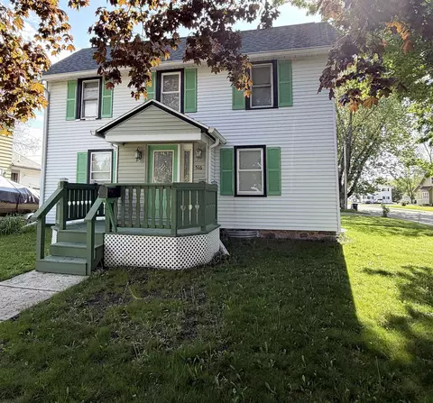 516 S Franklin St, Shawano, WI 54166
