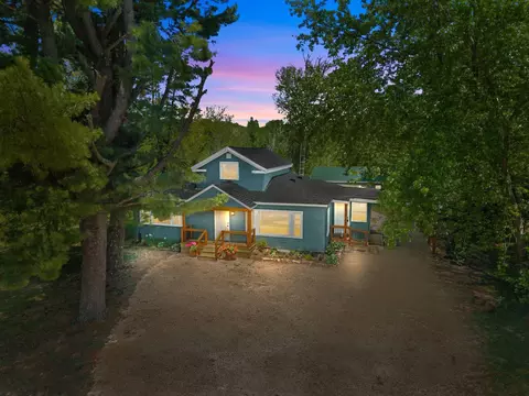616 W Main St, Wautoma, WI 54982