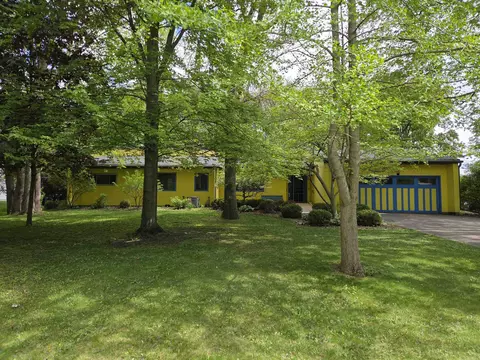5730 I Ah Maytah Rd, Oshkosh, WI 54901