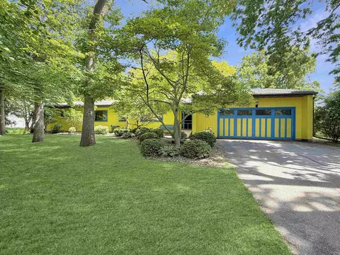 5730 I Ah Maytah Rd, Oshkosh, WI 54901