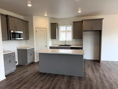 Kitchen - 2107 Golden Gate Dr, Appleton, WI 54913 photo 1 of 1