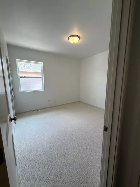 Bedroom - 2107 Golden Gate Dr, Appleton, WI 54913 photo 2 of 3