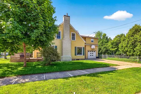Exterior - 549 N Linwood Ave, Appleton, WI 54914 photo 5 of 7