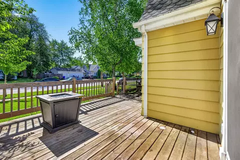 Exterior - 549 N Linwood Ave, Appleton, WI 54914 photo 4 of 7