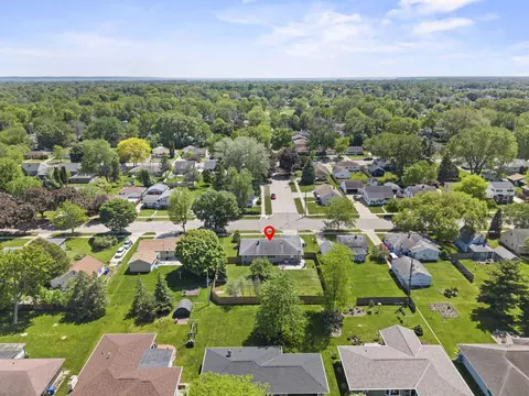View/Area - 618 E Harding Dr, Appleton, WI 54915 photo 7 of 7