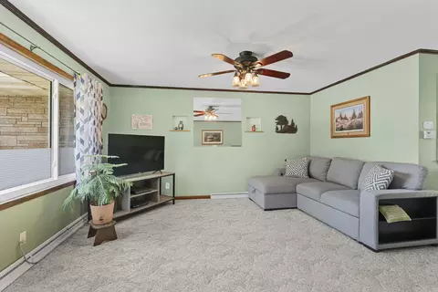 Living - 618 E Harding Dr, Appleton, WI 54915 photo 1 of 3