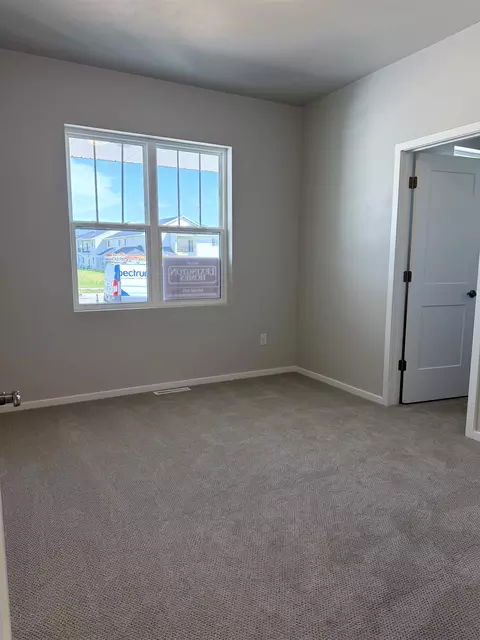 Bedroom - 2201 Golden Gate Dr, Appleton, WI 54913 photo 4 of 4