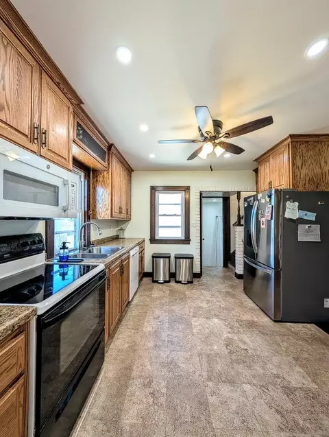 Kitchen - 1415 N Bennett St, Appleton, WI 54914 photo 1 of 4