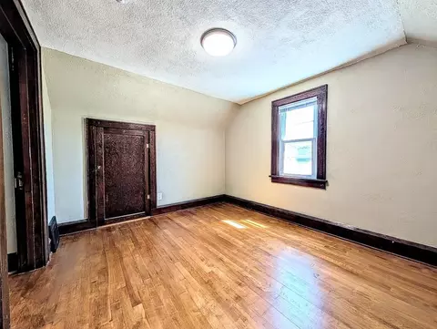 Bedroom - 1415 N Bennett St, Appleton, WI 54914 photo 6 of 9