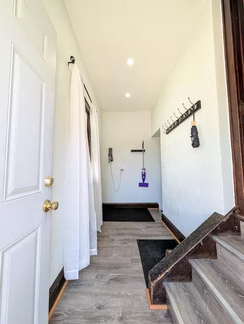 Entry Way - 1415 N Bennett St, Appleton, WI 54914 photo 1 of 1