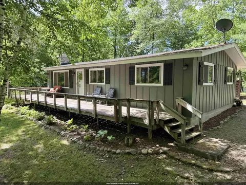 e2605 Pine Court, Waupaca, WI 54981