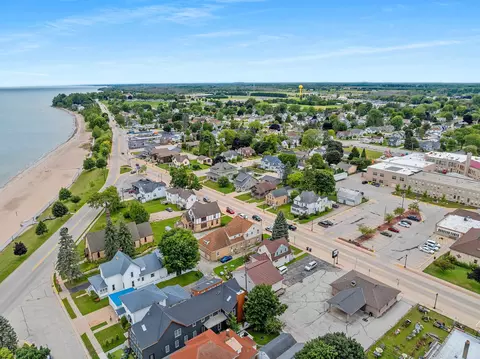 View/Area - 800 4th St, Algoma, WI 54201 photo 6 of 14