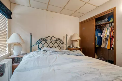 Bedroom - 800 4th St, Algoma, WI 54201 photo 4 of 8